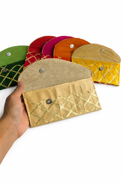 Silk Wedding Gift Envelope – Gold Checkered Work