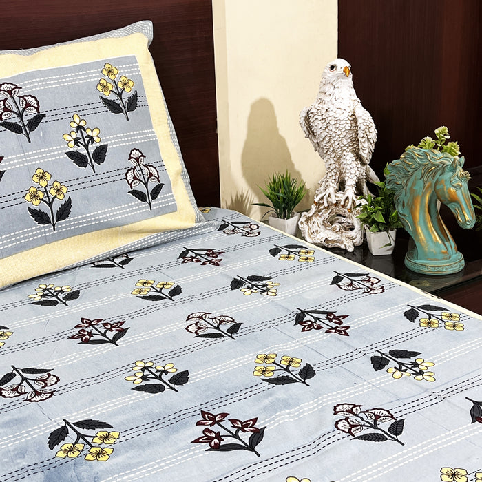 King Size Bedsheet Blue Floral Print Bedcover With Pillow Covers | Shop Now