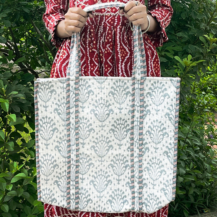 Indian Floral Print Handmade Cotton Quilted Tote Bag, Women Shoulder Bag, Picnic Bags,Travel Bag