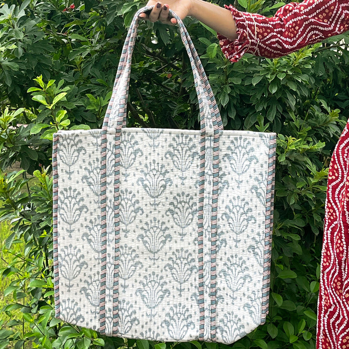 Indian Floral Print Handmade Cotton Quilted Tote Bag, Women Shoulder Bag, Picnic Bags,Travel Bag