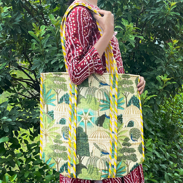 Jungle Green Floral Bird Print Tote Bag: Nature-Inspired Everyday Companion