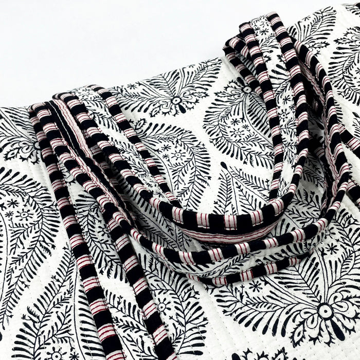 Stylish Grey Geometric Print Tote Bag – Eco-Friendly Cotton Accessory for Every Occasion